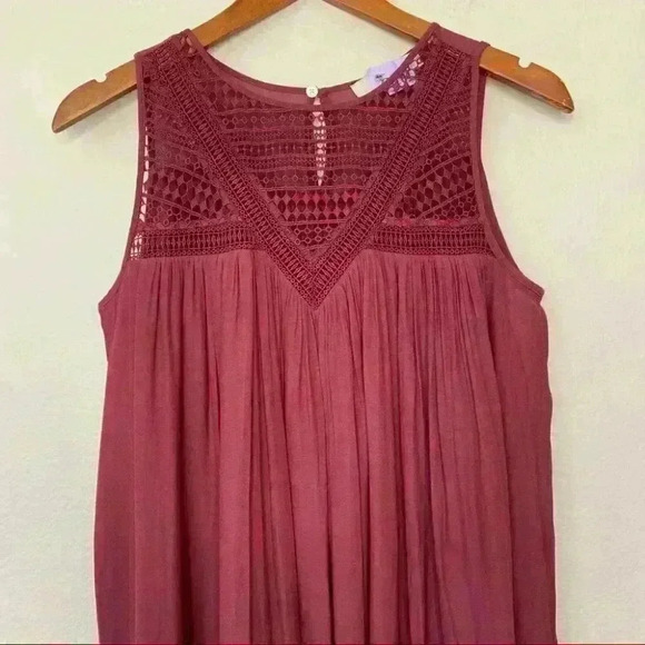 Loft crochet Neckline swing dress - Picture 2 of 6